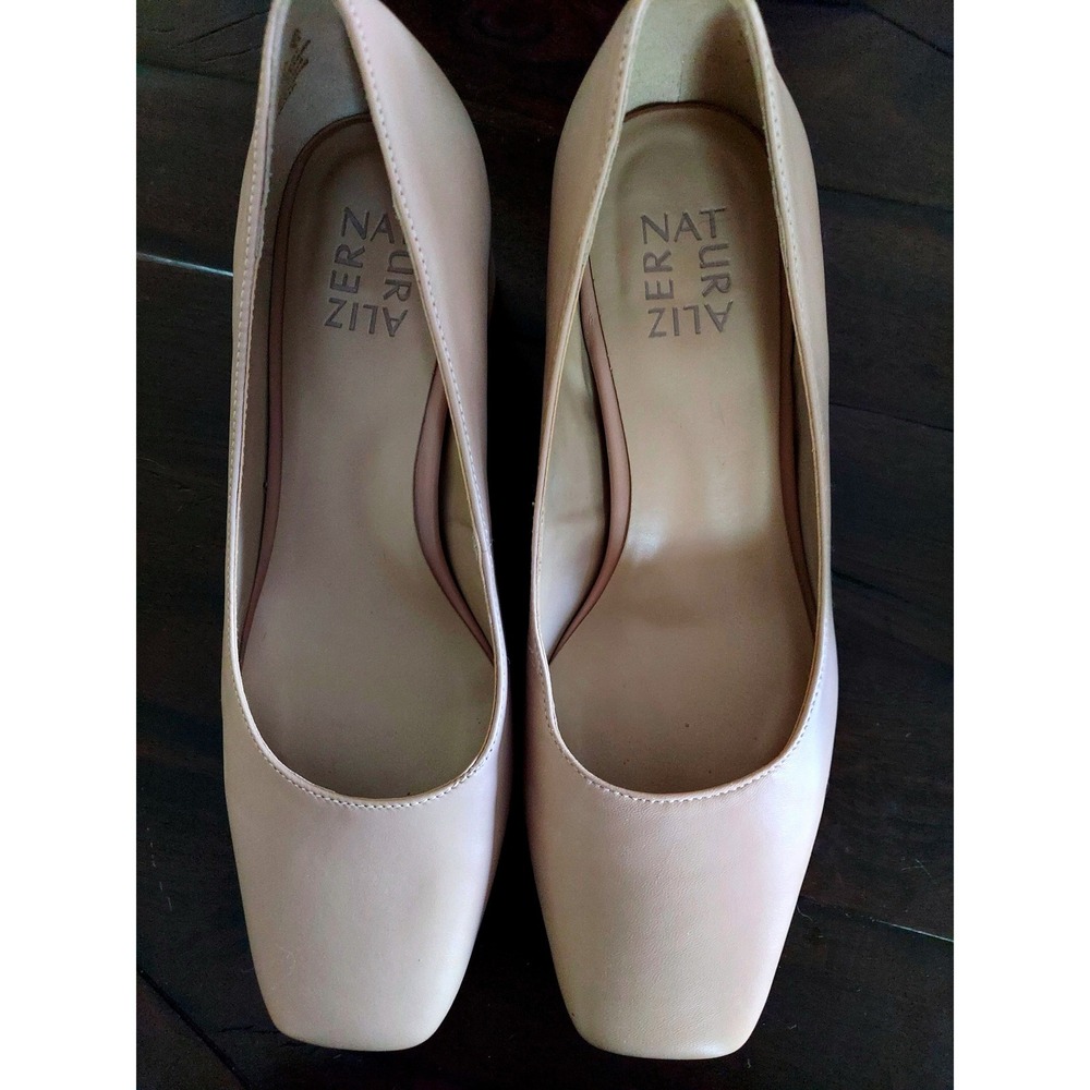 Naturalizer Karina Beige Leather Square Toe Block Heel Pumps Womens 7.5W - Picture 2 of 8